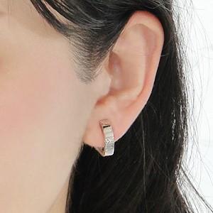 k18YG/プラチナ900 0.16ct プリンセス ダイヤモンド 2WAY ピアス・イヤリング チタンポスト 18金 ピアス ダイヤ K18 ゴールド チタンポスト 2WAY CAE-0014 |  | 02