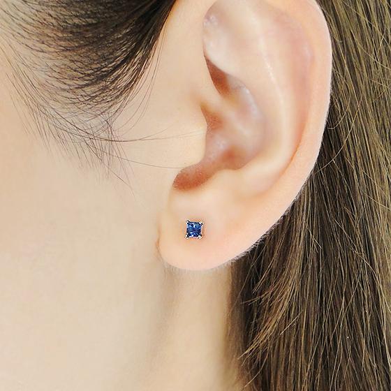 サファイア ピアス プラチナ スクエア プリンセスカット ブルー サファイア ピアス プラチナ スクエア プリンセスカット ブルー
