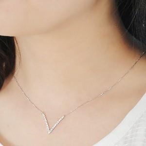 ネックレス 18金ネックレス ダイヤモンド ペンダント Vライン 細身 プレゼント CAN-0038の画像