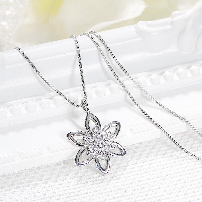プラチナ ダイヤモンド ネックレス レディース フラワー ペンダント クリスマス プレゼント CAN-0136の画像