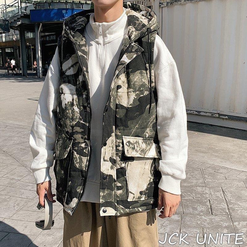 送料無料即納 迷彩 ベスト カッコイイ ダウンベスト 袖なし メンズ アウター フード付き メンズコート 保温 防風 カジュアル防寒着 中綿 通勤 通学 おしゃれ お兄系 秋冬 免税 店 安い Superiorrealtyofalabama Com