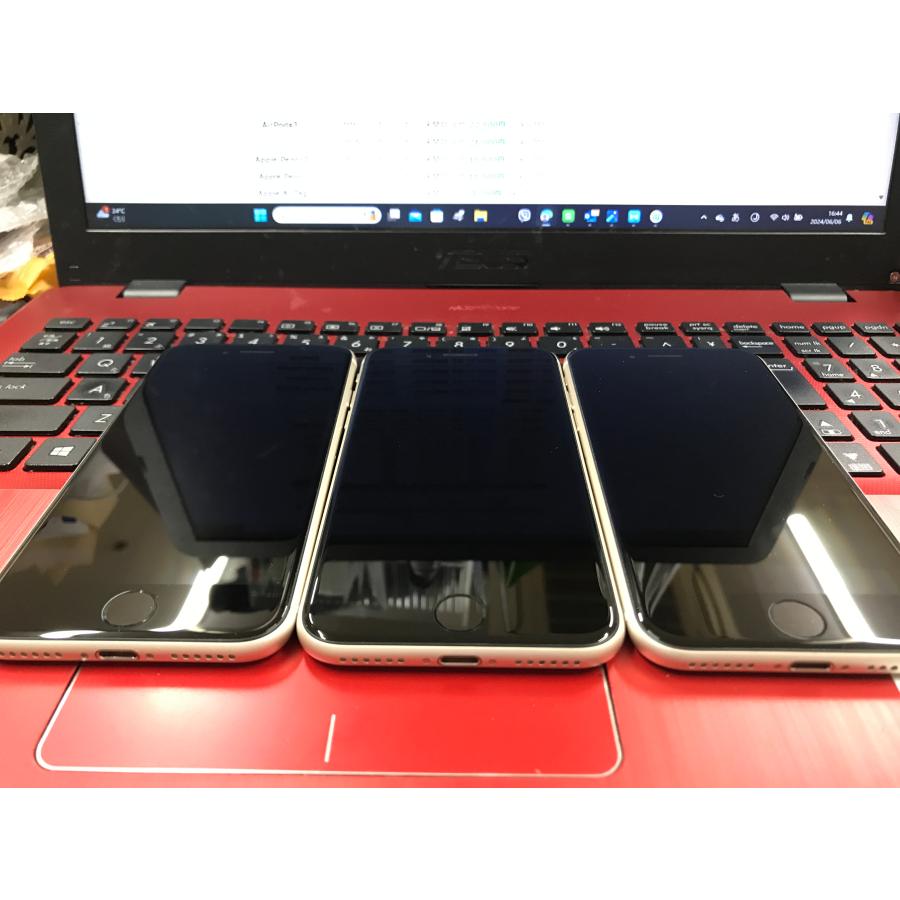 iPhone SE（第3世代） ☆中古Aランク 美品 バッテリー85%以上 SIM