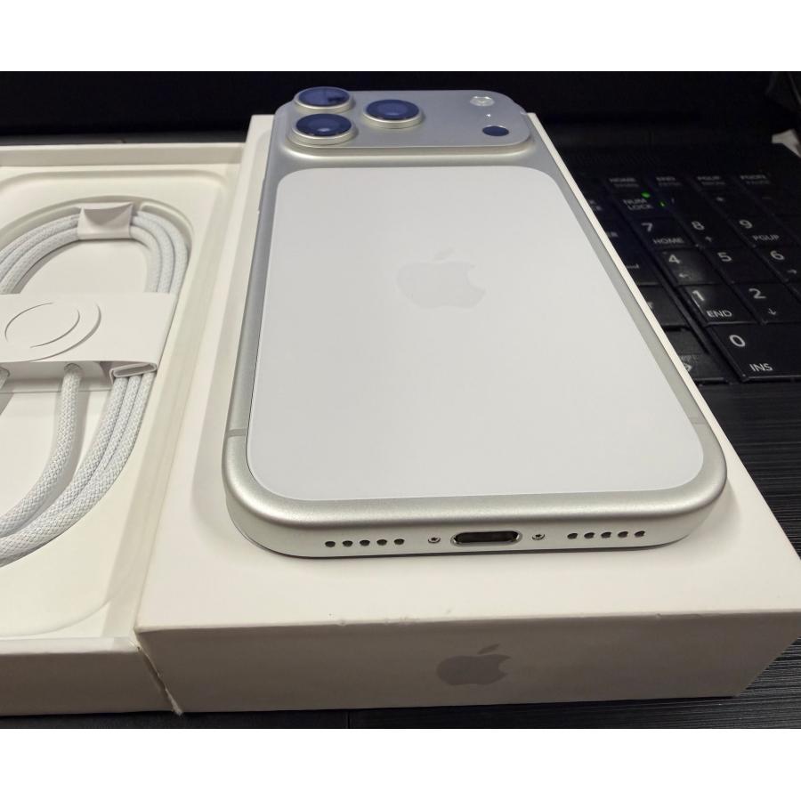 iPhone 17 Pro ☆極美品 バッテリー100％ Apple SIMフリー 17Pro 256GB