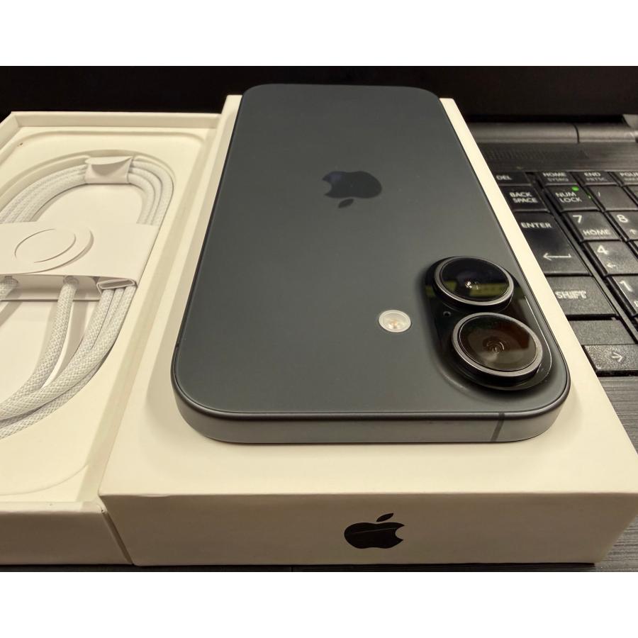 iPhone ☆中古極美品 バッテリー100％ Apple SIMフリー iPhone17 256GB