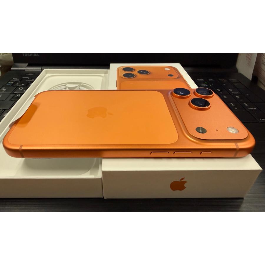 iPhone ☆極美品 バッテリー100％ Apple SIMフリー iPhone17ProMax