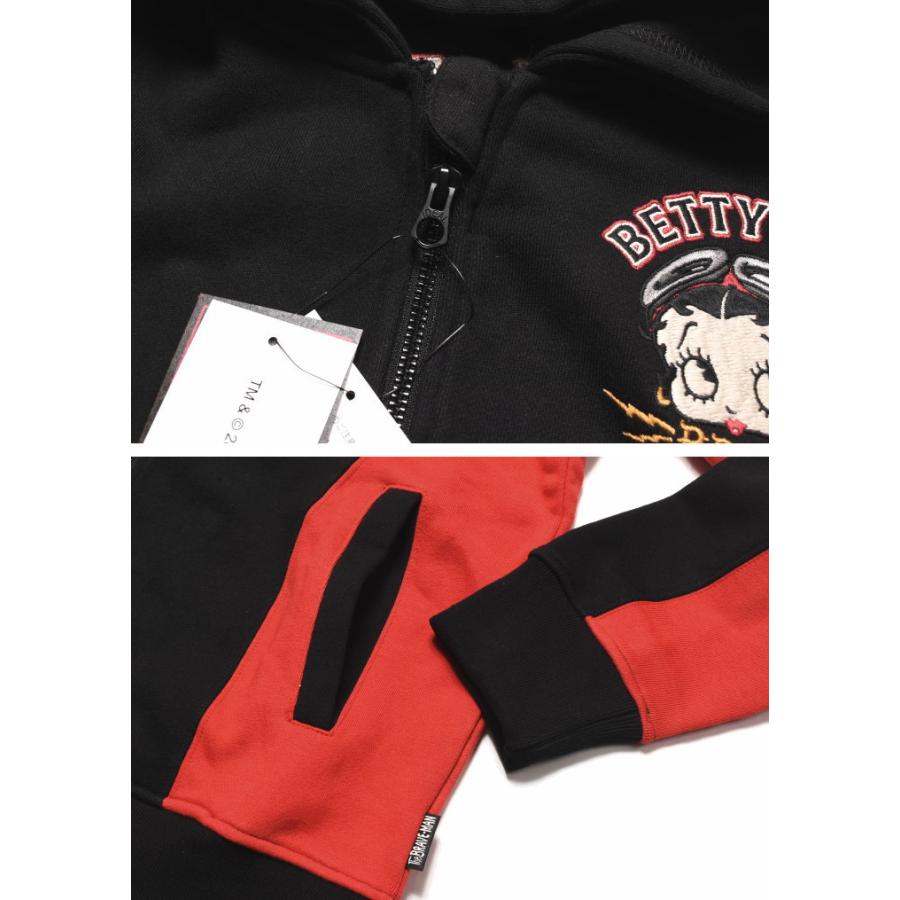 新品　BETTY BOOP ベティブープ 総柄ブルゾン ジャケット M 日本製 新品 BETTY BOOP ベティブープ 総柄ブルゾン ジャケット M 日本製の