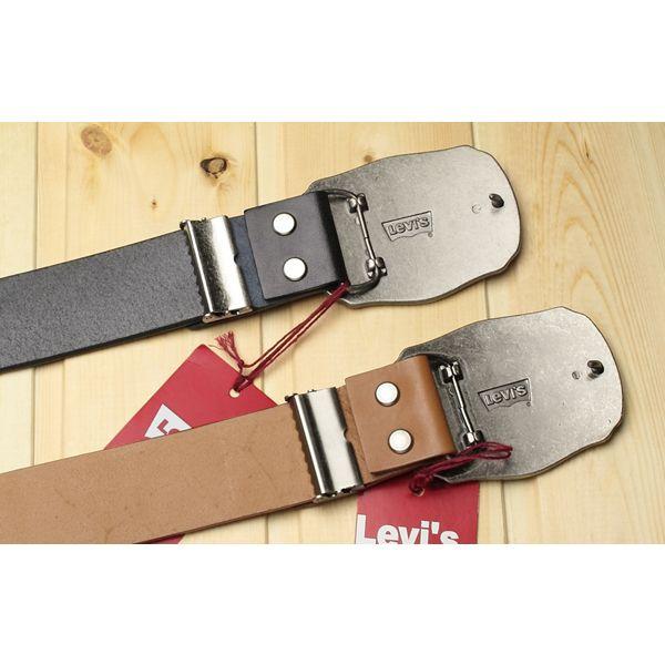 Levi's LEVI'S リーバイスのベルト 7021-6067ツーホースバックル Levi's LEVI'S リーバイスのベルト 7021-6067ツーホースバックル