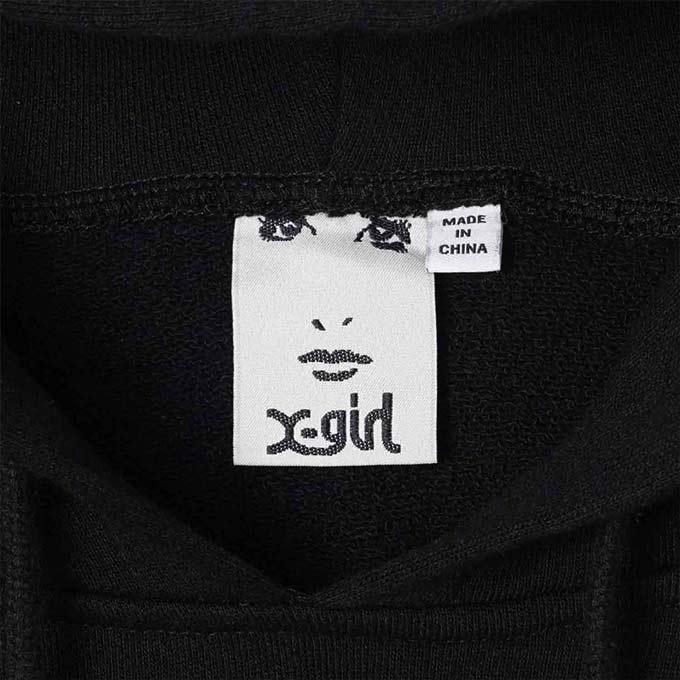 「 X-girl エックスガール 」 EMBROIDERED MILLS LOGO COMPACT SWEAT HOODIE X-girl ミルズロゴ刺繍コンパクトスウェットフーディー 105234012013 / x-girl エックスガール パーカー フーディ  / X-girl（エックスガール） EMBROIDERED MILLS LOGO COMPACT SWEAT