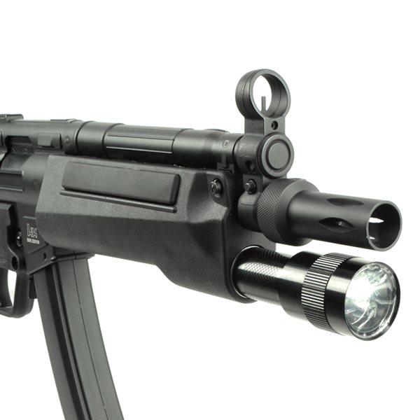 電動ガン Classic Army (クラシックアーミー) MP5A2 タクティカルライト搭載型 |  | 02