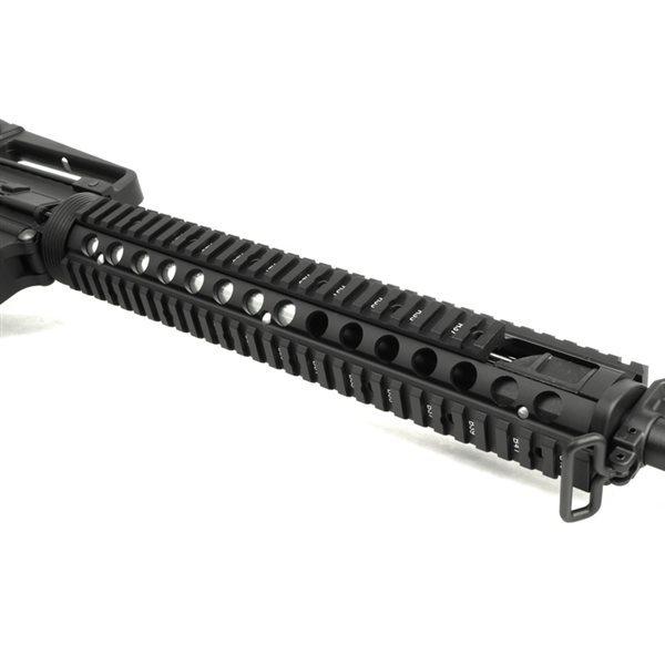 電子トリガー搭載 E&C 307E COLT M16A4 電動ガン : ジーリーストア