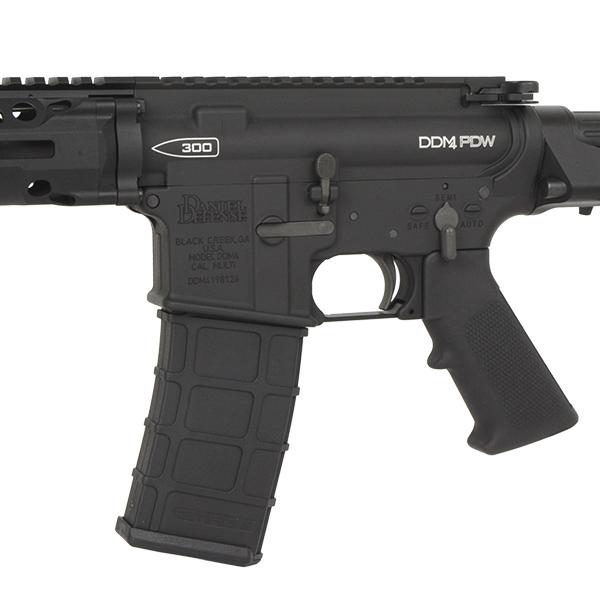 CO2 EMG × GHK DDM4 PDW V3 ガスブローバック (セラコート / Daniel