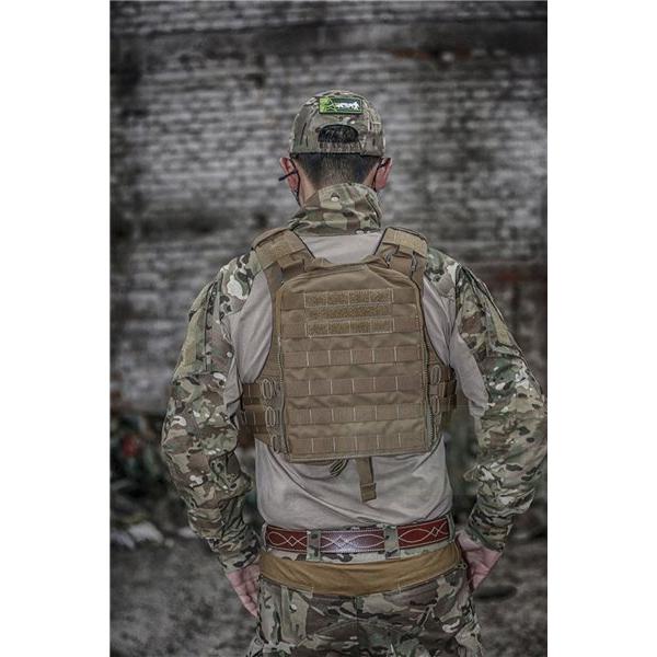 Adaptive Vest (AVS 【強度】 プレートキャリア) コヨーテブラウン