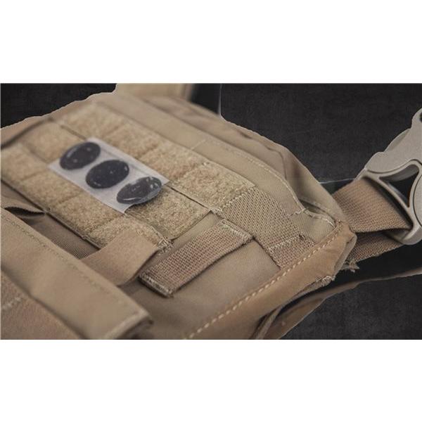 Adaptive Vest (AVS 【強度】 プレートキャリア) コヨーテブラウン