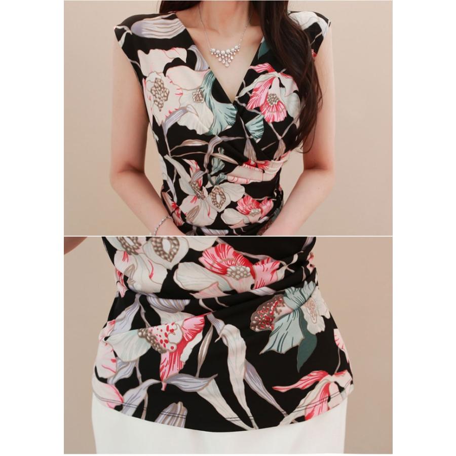 極美品☆【ヴェルサーチ】花柄　シルク　半袖　カシュクール　ラップ　ブラウス40 ブラウス レディース 上品 カシュクール セクシー 花柄 フラワー