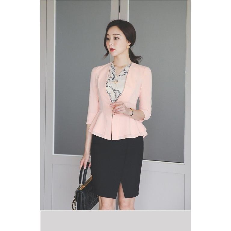 人気のファッションブランド きれいめ ハーフ丈 ノーカラージャケット 上品 レディース ジャケット 通勤 新作 春秋 ファッション 50代 40代 ノーカラージャケット カラーサイズ Ivory M 66 Terresrouges Com