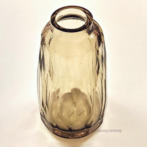 フラワーベース スモーク イエロー ガラス 花器 花瓶 ヨーロピアン インテリア 雑貨 アンティーク ヴィンテージ 仕上げ Euro03 Jesus Yummy 通販 Yahoo ショッピング