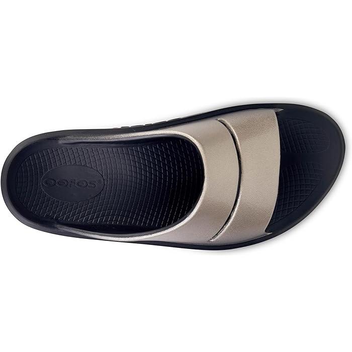 OOFOS（ウーフォス） P最大17倍1/1限定 (取寄) レディース オメガ