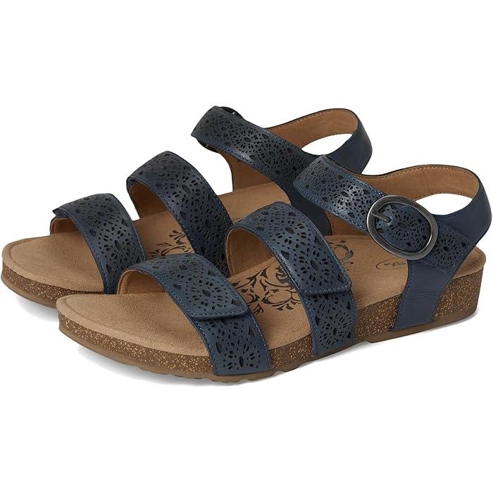 (取寄) エイトレックス レディース ライリリー Aetrex women Lilly Navy Cutout 取寄) エイトレックス レディース ライリリー Aetrex women Lilly Navy