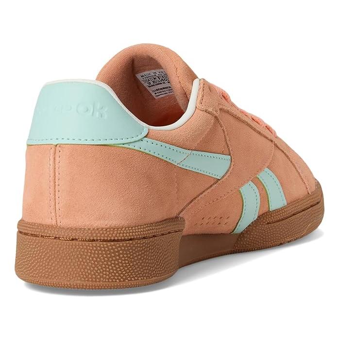 (取寄) リーボック ライフスタイル レディース クラブ シー グラウンズ UK Reebok Lifestyle women Club C Grounds UK Sunkissed Orange/Glitch Aqua/Chalk Reebok (取寄) リーボック ライフスタイル レディース クラブ シー