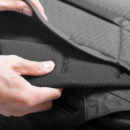 (取寄) ピークデザイン トラベル 45L バックパック Peak Design Travel 45Lの画像