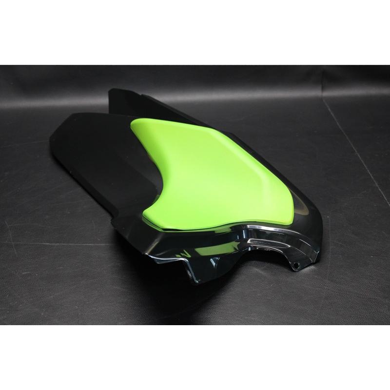 シードゥ RXT-X 300 2020年モデル 純正 BODY PANEL CTRL L B-160 シードゥ RXT-X 300 2020年モデル 純正 BODY PANEL CTRL L B-160