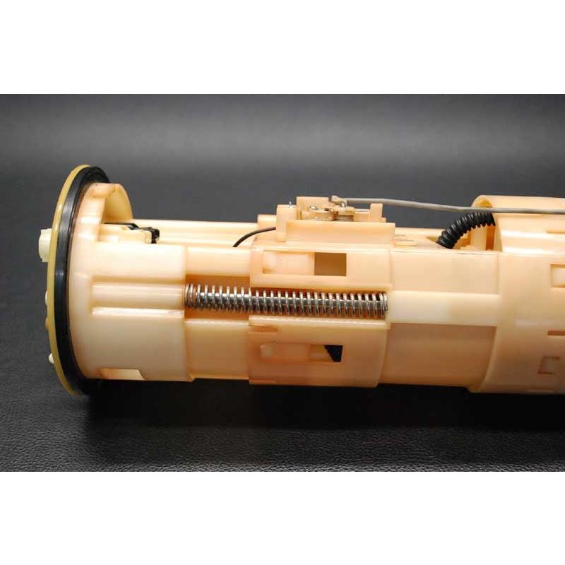 日圧の中古 YAMAHA（ヤマハ） Used 60E-13907-0Y-00 FUEL PUMP COMP YAMAHA [Y064