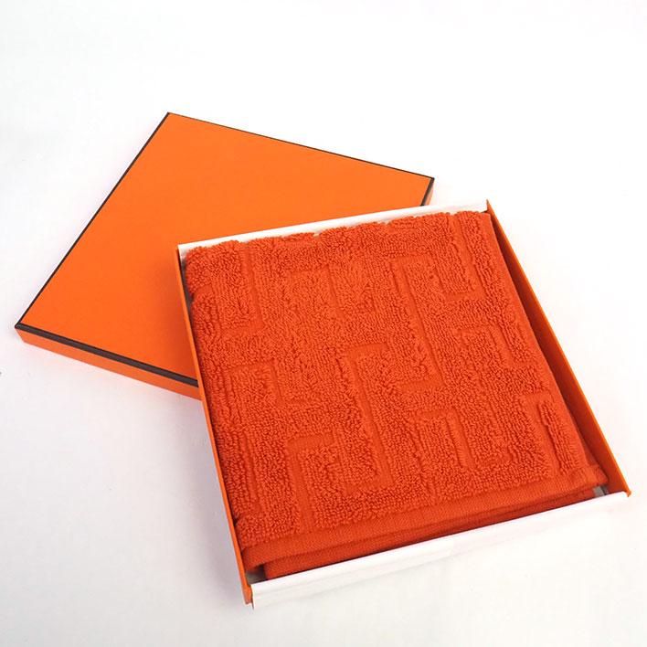 【新品未使用】HERMES エルメス カレタオル ステアーズ ハンドタオル HERMES（エルメス） 【新品同様】エルメス カレ・タオル ステアーズ