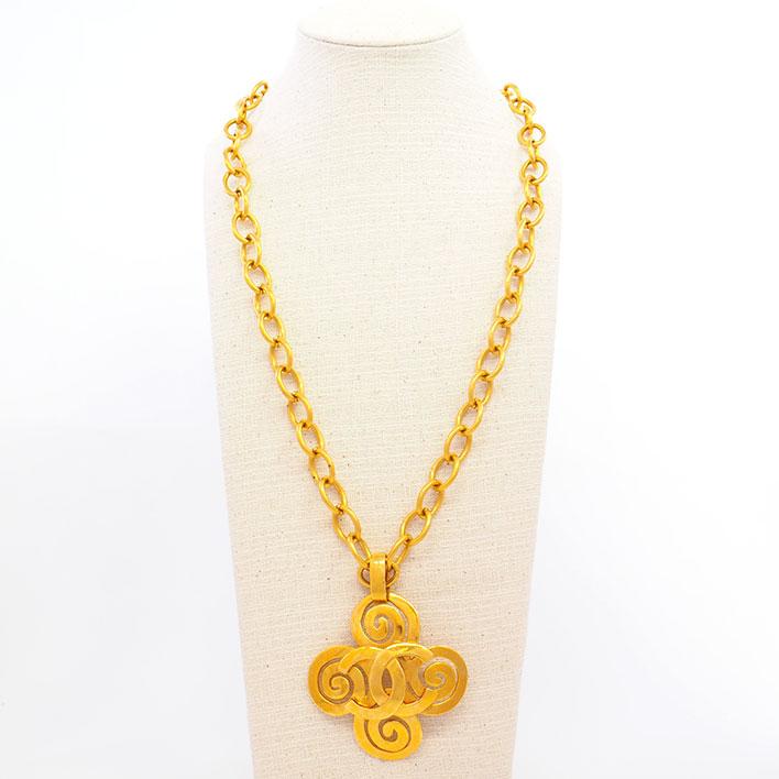 CHANEL（シャネル） 【返品OK】【美品】シャネル ココマーク CC