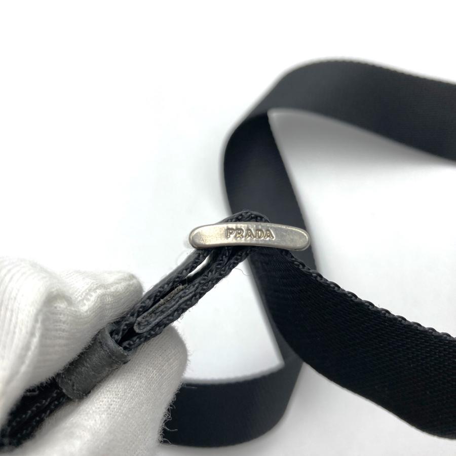 PRADA 黒 バックのナイロン ストラップ PRADA プラダ Re-Nylon ポーチ リナイロン リストレット付き