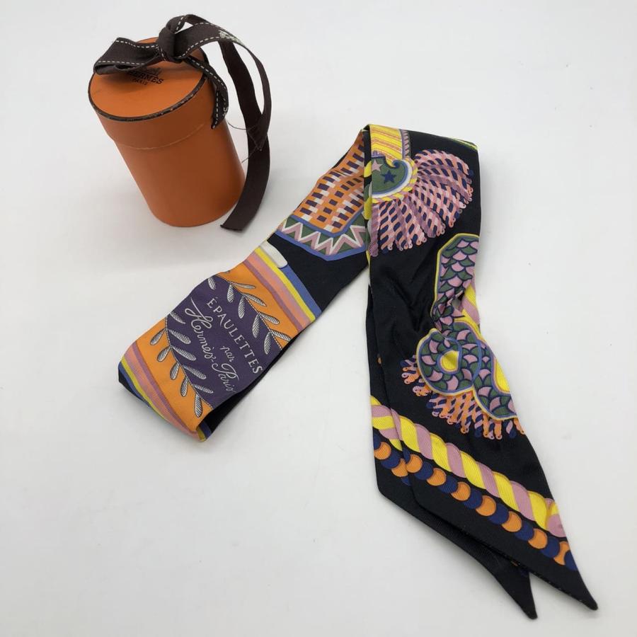 HERMES（エルメス） スカーフ ツイリー EPAULETTES de GALA シルク