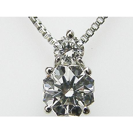 メレダイヤ付き　0.227ct　F　SI1　クリスタルムーン（H&C） ＆ 0.041ct　PT製　ダイヤモンドペンダント｜jewelry-converter｜02