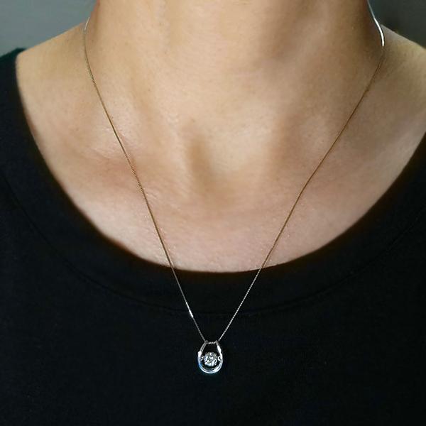 ダンシングストーン ダイヤモンド ネックレス 0.3ct Pt900 Hカラー SI2 エクセレントカット 揺れる ネックレス 馬蹄 クロスフォー 正規品 鑑定書付の画像