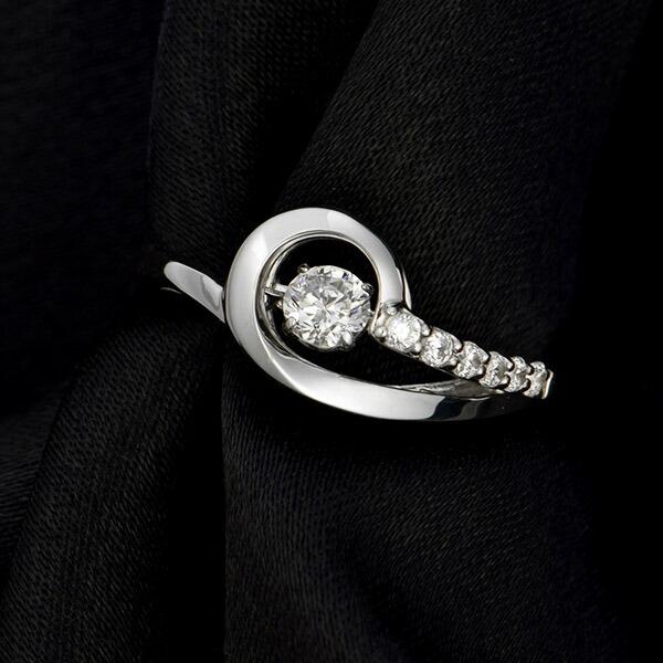 Crossfor NewYork ダンシングストーン ダイヤモンド リング 0.2ct 
