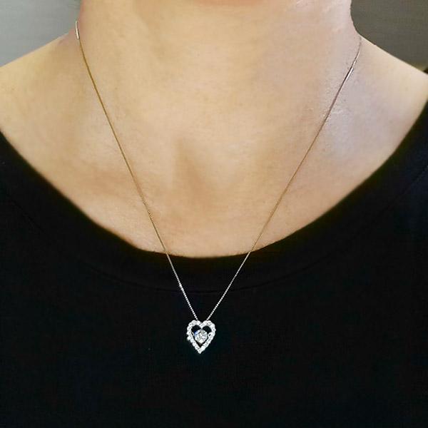 ダンシングストーン ダイヤモンド ネックレス 0.4ct プラチナ Pt900 揺れる ネックレス ダンシングダイヤ ハート クロスフォー 正規品 鑑別書付 保証書付の画像