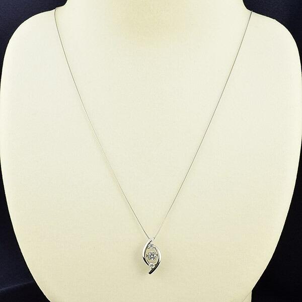 ダンシングストーン ダイヤモンド ネックレス 0.3ct プラチナ Pt900 揺れる ネックレス ダンシングダイヤ クロスフォー 正規品 鑑別書付 保証書付の画像