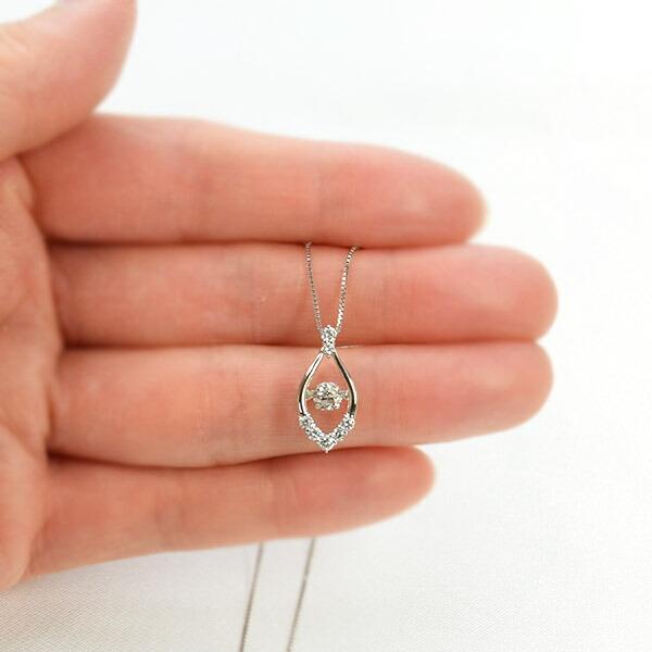 ダンシングストーン ダイヤモンド ネックレス 0.3ct プラチナ Pt900 揺れる ネックレス ダンシングダイヤ クロスフォー 正規品 鑑別書付 保証書付の画像