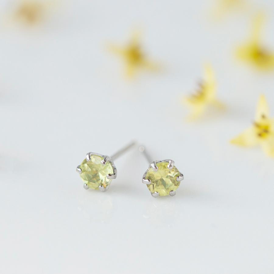 ジュエリーフィガロ ピアス スフェーン プラチナ PT900 7月 誕生石 