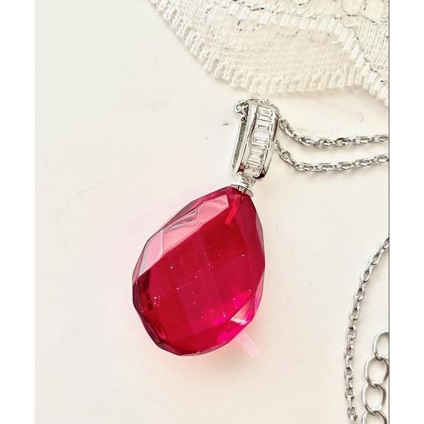 珍しいシラーいりの赤い琥珀ペンダント ネックレス　K14 珍しいシラーいりの赤い琥珀ペンダント ネックレス K14 珍しいシラー