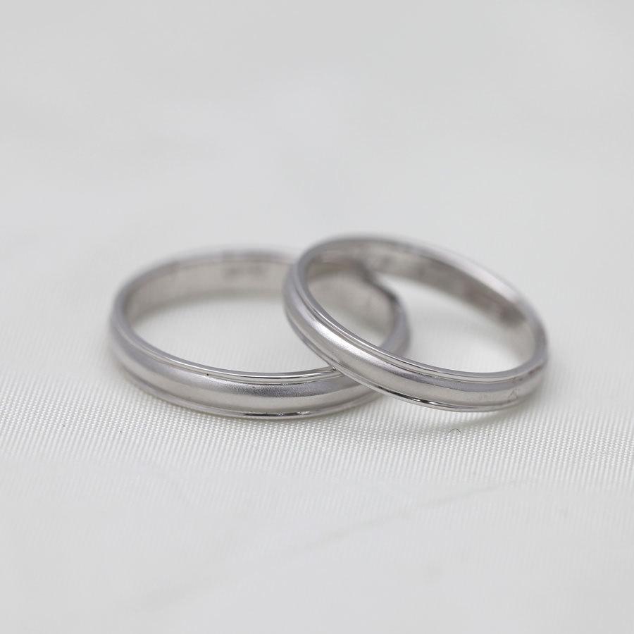 結婚指輪 安い プラチナ ペアリング PT900  つや消し ふっくら 指輪 マリッジリング シンプル 爆買の画像
