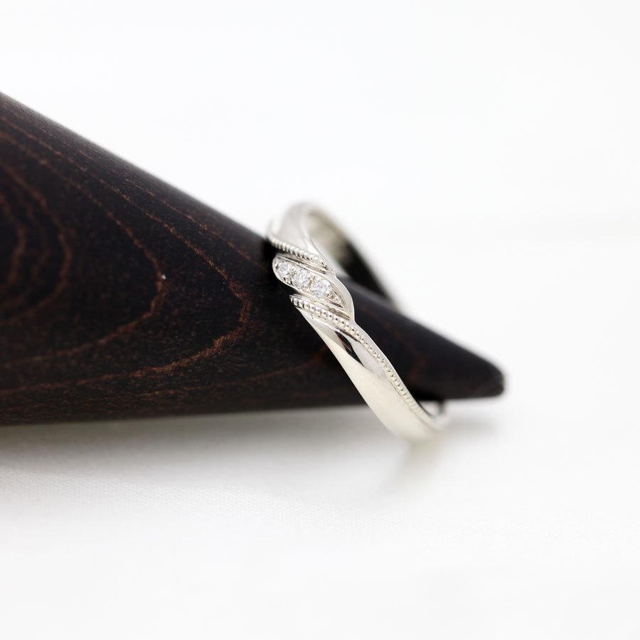 結婚指輪 プラチナ PT900  シンプル ダイヤ 0.03ct レディース 単品 ミル打ち 結び目 指輪 マリッジリング プレゼント 爆買の画像