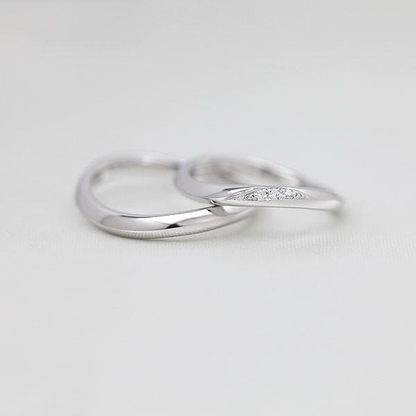 結婚指輪 ホワイトゴールド ペアリング K10WG ダイヤ 0.03ct ウェーブ S字 ハーフライン 指輪 マリッジリング 爆買の画像