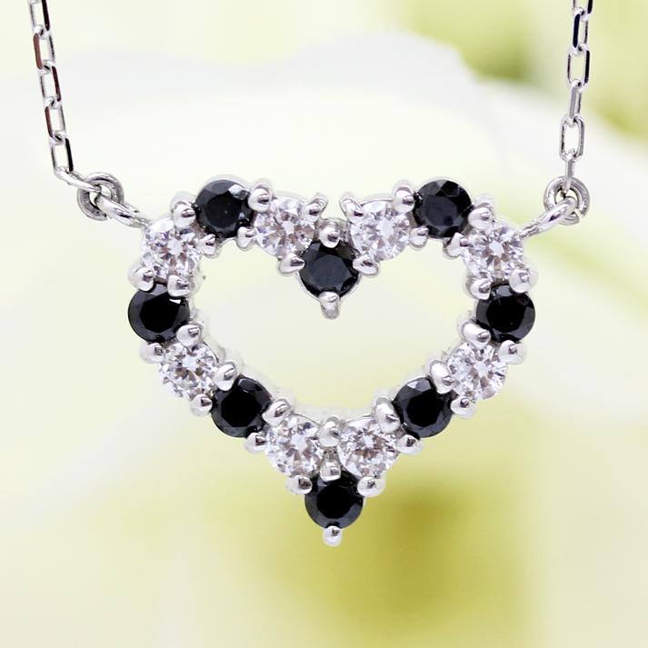 ネックレス PT900  プラチナ ハート 0.65ct ダイヤ ブラックダイヤ ペンダント レディース 両吊り チェーン 直付け 爆買の画像