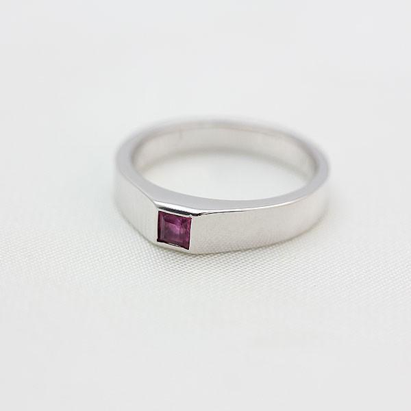 ⭐公式品⭐ 指輪 PT900 プラチナ プリンセスカット ルビー 7月 誕生石 プレゼント 赤い宝石 【W1150558867】(40775円)