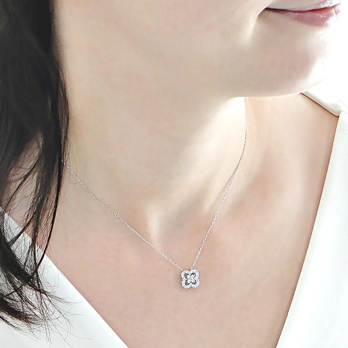 ピアス プラチナ PT900 ダイヤモンド 0.8ct 四つ葉 クローバー