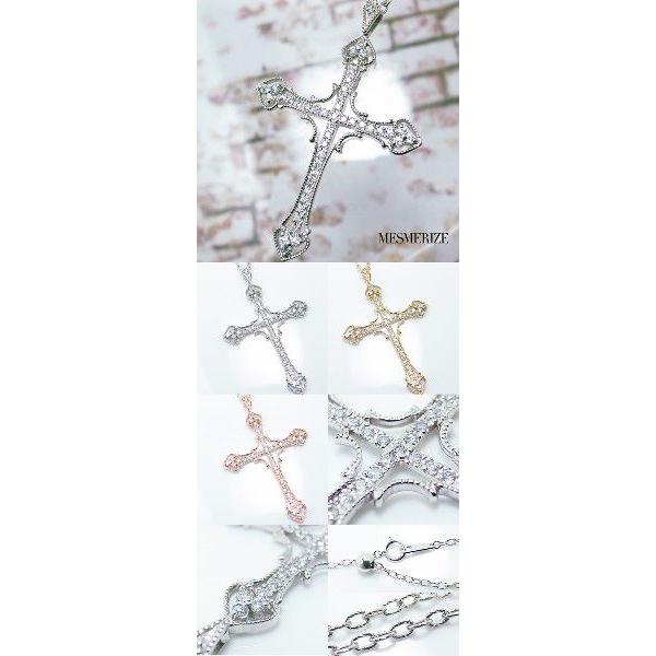 k18ホワイトゴールド】0.52カラットダイアモンドクロスネックレス