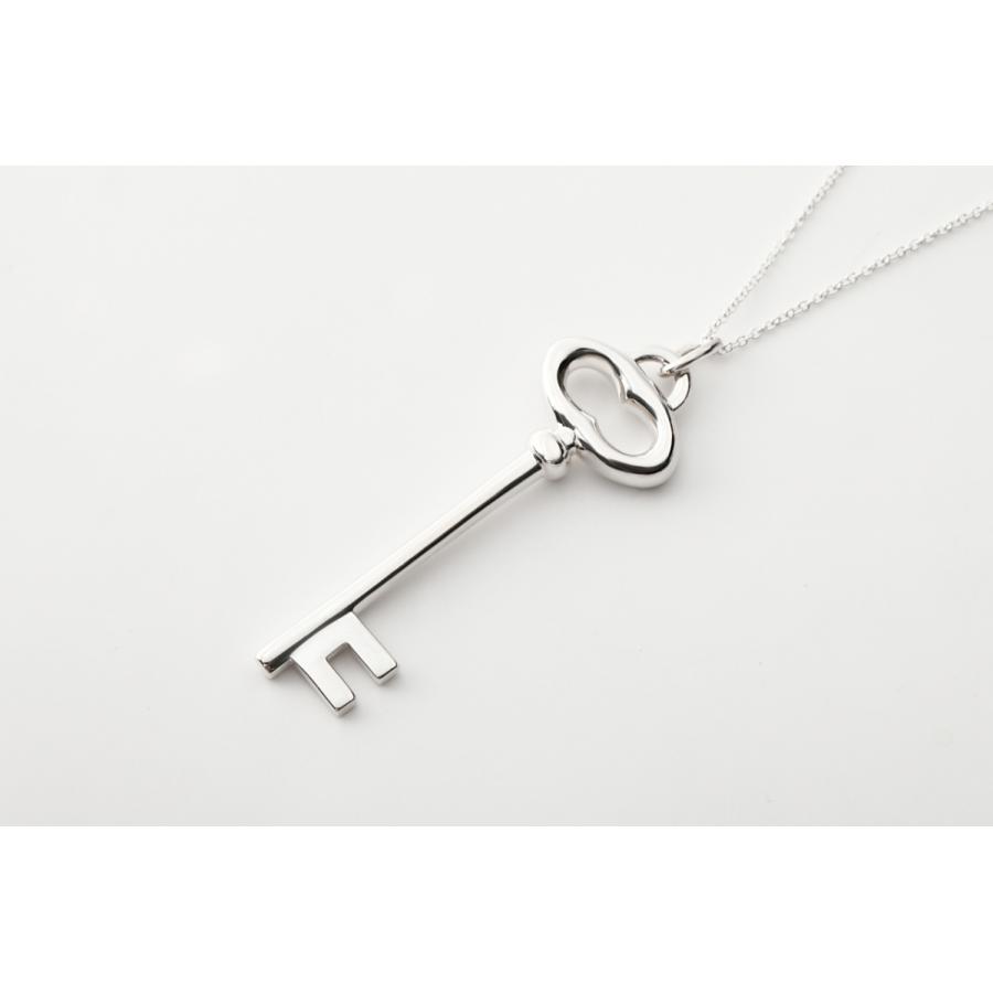 TIFFANY＆Co ヴィンテージ オーバル キー ペンダント(46cm チェーン付) 並行輸入品ｔ1032　ティファニー　プレゼント　お祝い