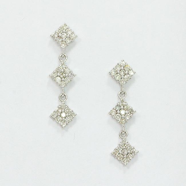 ダイヤモンド 計0.15ct×2 ピアス 18金ホワイトゴールド(K18WG) 【中古 