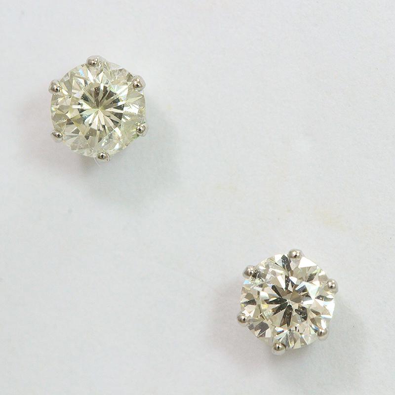 ダイヤ0.25ct.×2.。プラチナ900ピアス。美品 0.25ct ダイヤモンド