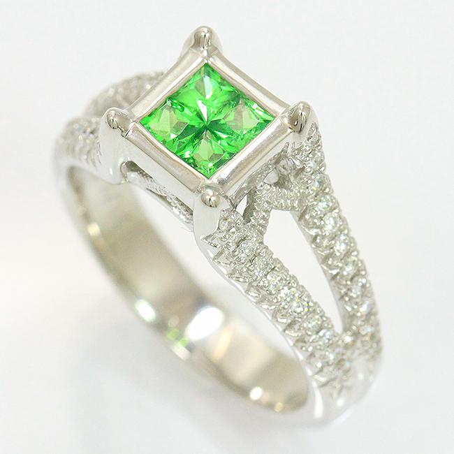 グリーンガーネット/ダイヤモンド 計0.72ct リング 13号 18金