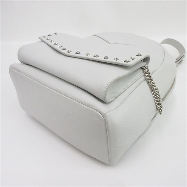 専用ジミーチュウ キャシー リュック スタースタッズ レザー ホワイト 専用ジミーチュウ キャシー リュック スタースタッズ レザー